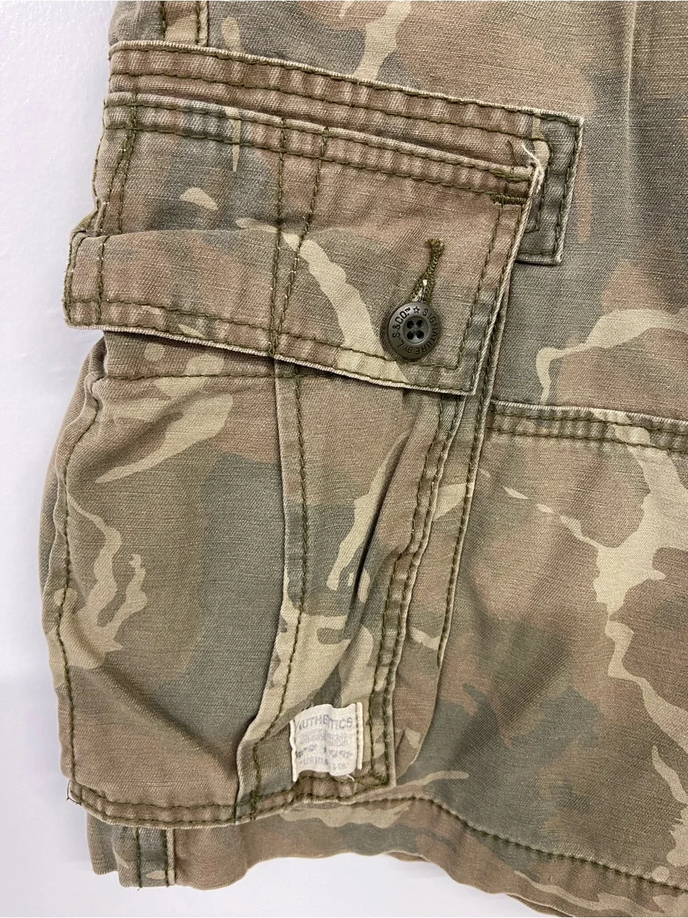 Levi's Men's Camo Cargo Shorts Size 32